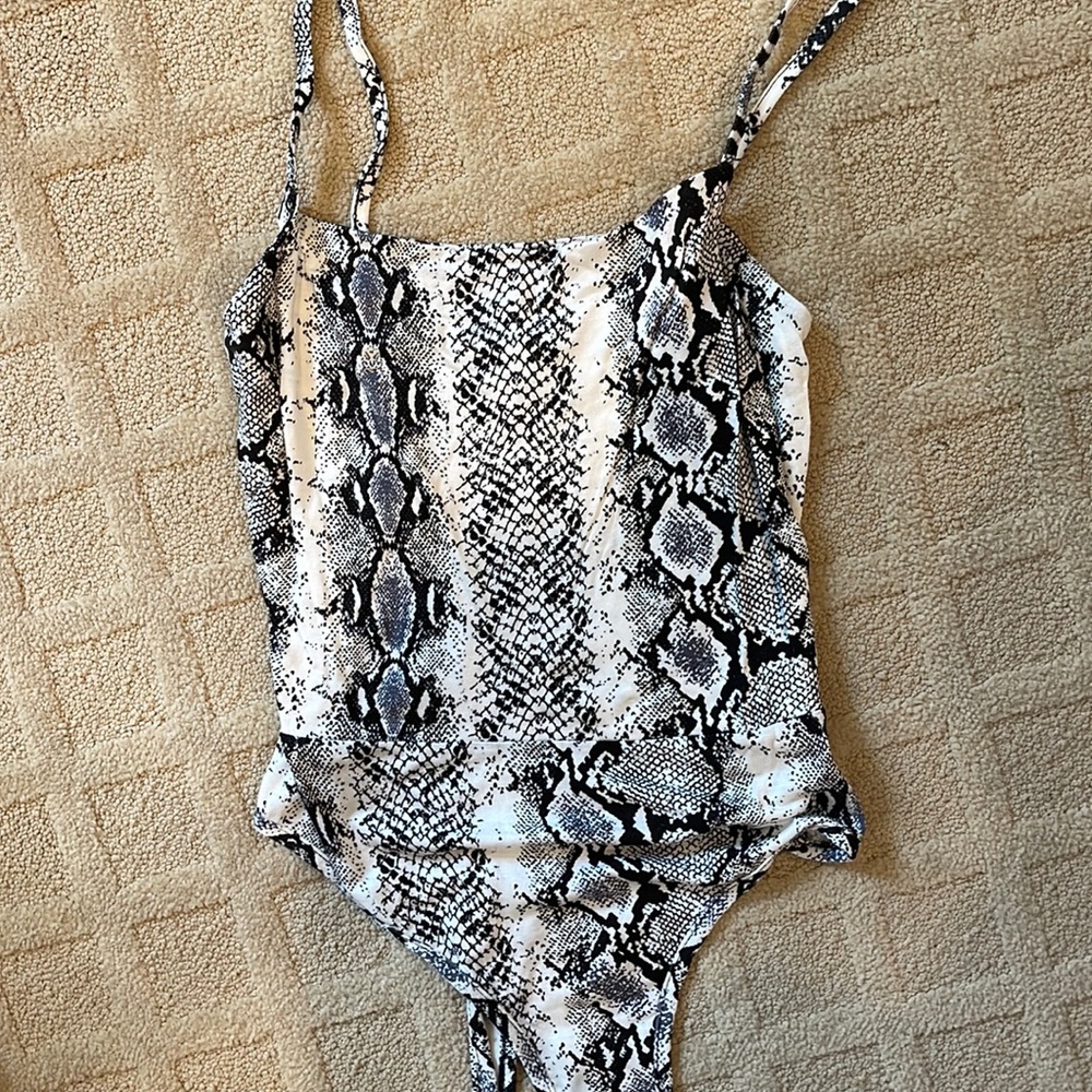 pretty little thing diane skin body suit tank top